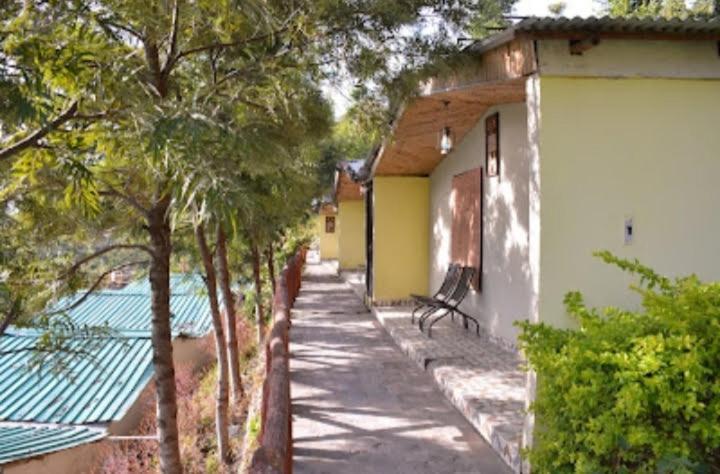 Astraal Resorts And Spa Ришикеш Номер фото